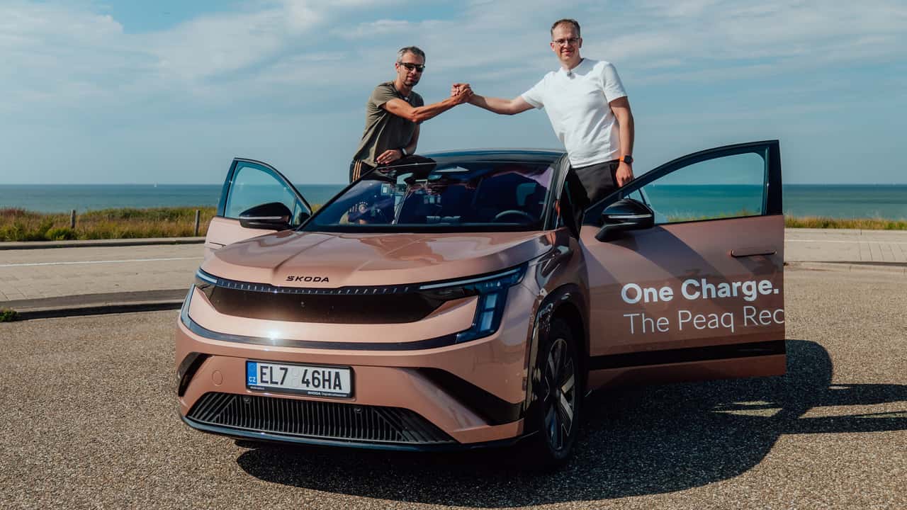 Škoda Peaq 90 električni automobil oborio rekord sa pređenih 936 km bez dopunjavanja 7 Škoda Peaq 90 električni automobil